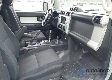 2007 Toyota Fj Cruiser from USA, damaged, VIN JTEBU11F670038764